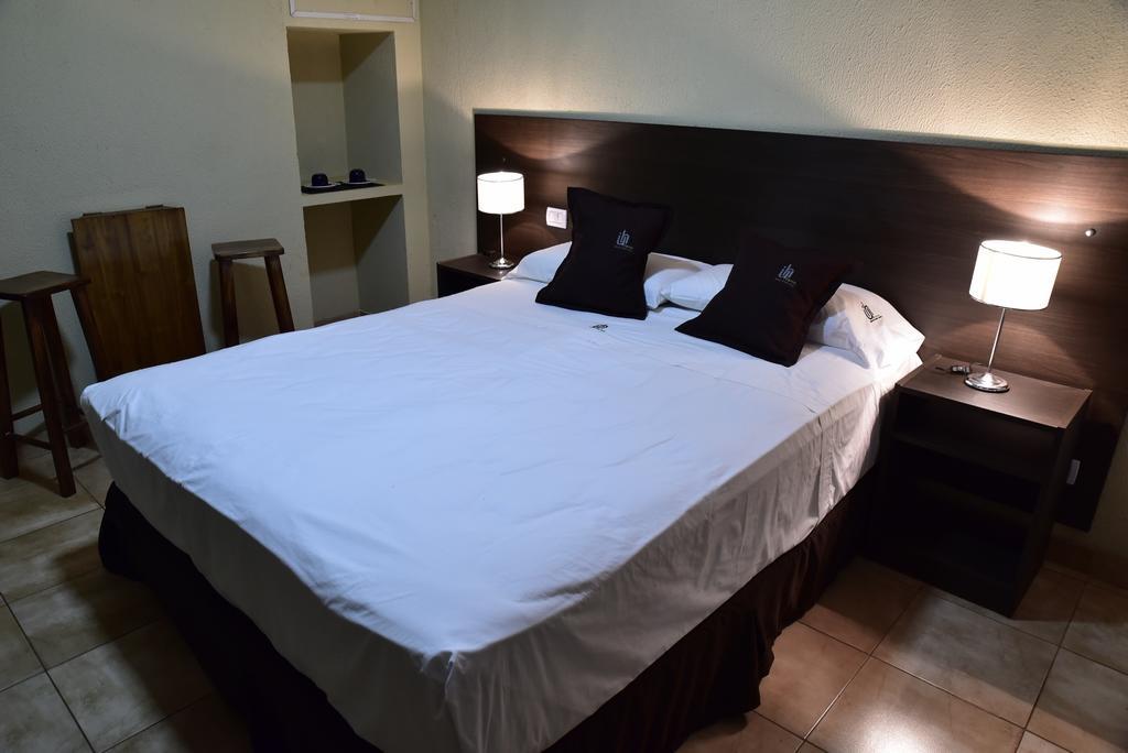 Iguazu Urban Hotel Express Puerto Iguazu Exterior photo